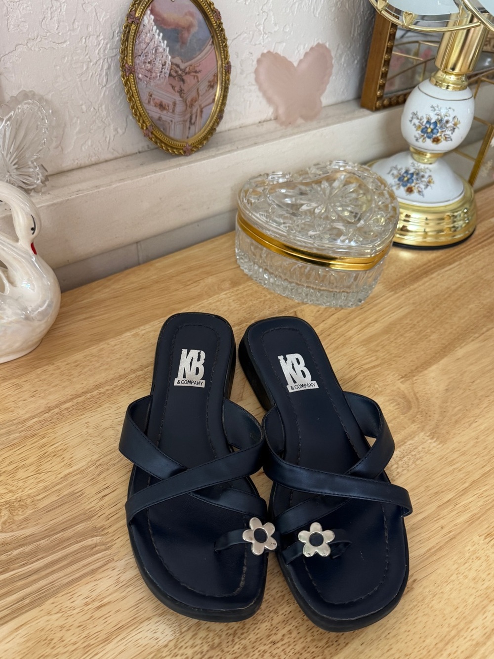 Cute Y2K Navy Blue Flower Toe Ring Accessory Strappy Sandals Size 7 Whimsy 90s